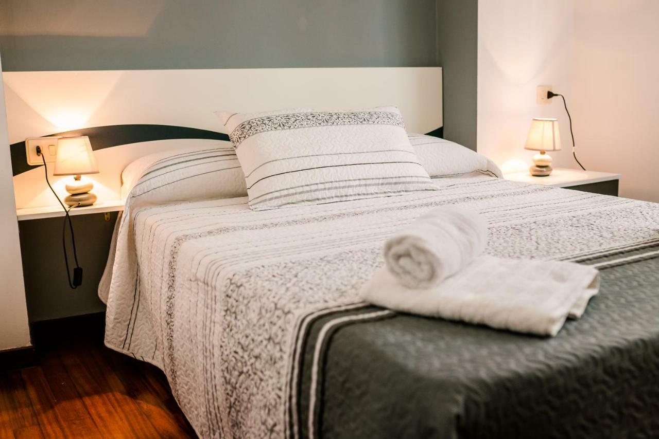 Apartamentos Enteros O Lagar Melide Zewnętrze zdjęcie